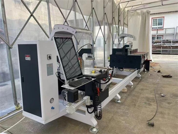 cnc ultra wide cutting saw 2